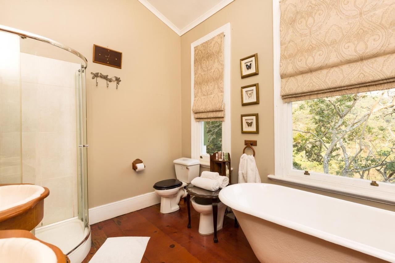 Royston Hall Historical Guesthouse Umtentweni エクステリア 写真